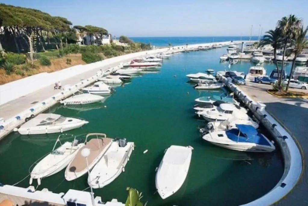 Apartament Droom View Appartement Met Tuin, Free Padel & Golf La Mairena Hiszpania